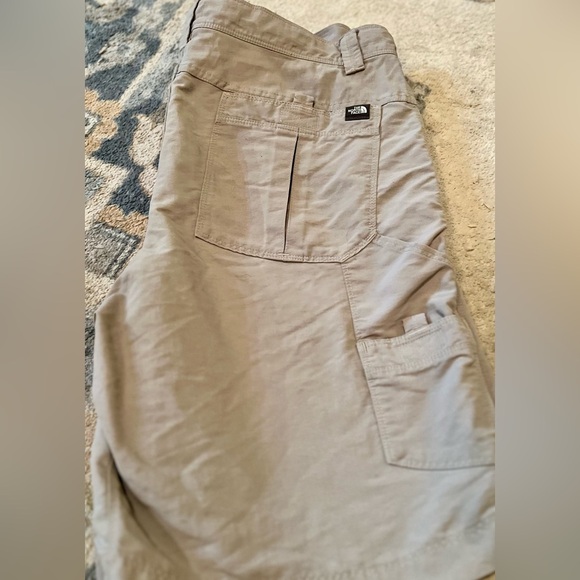 The North Face Horizon Utility Shorts Mens 36 Nylon Tan Hiking 10” inseam - Picture 5 of 12